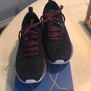 Ladies running shoes